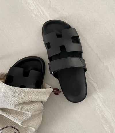 Collin – Moderne Cutout-Sandalen