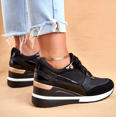 Amelia – keilsneaker mit sportlichem schnürverschluss