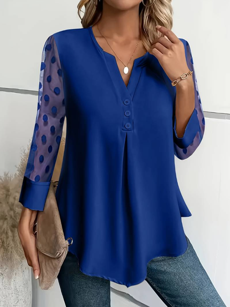 Amalia – strickbluse für damen mit v-ausschnitt und knopfverschluss
