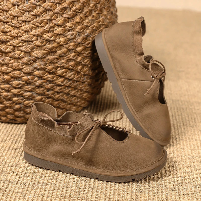 CLARA LEDER FLATS