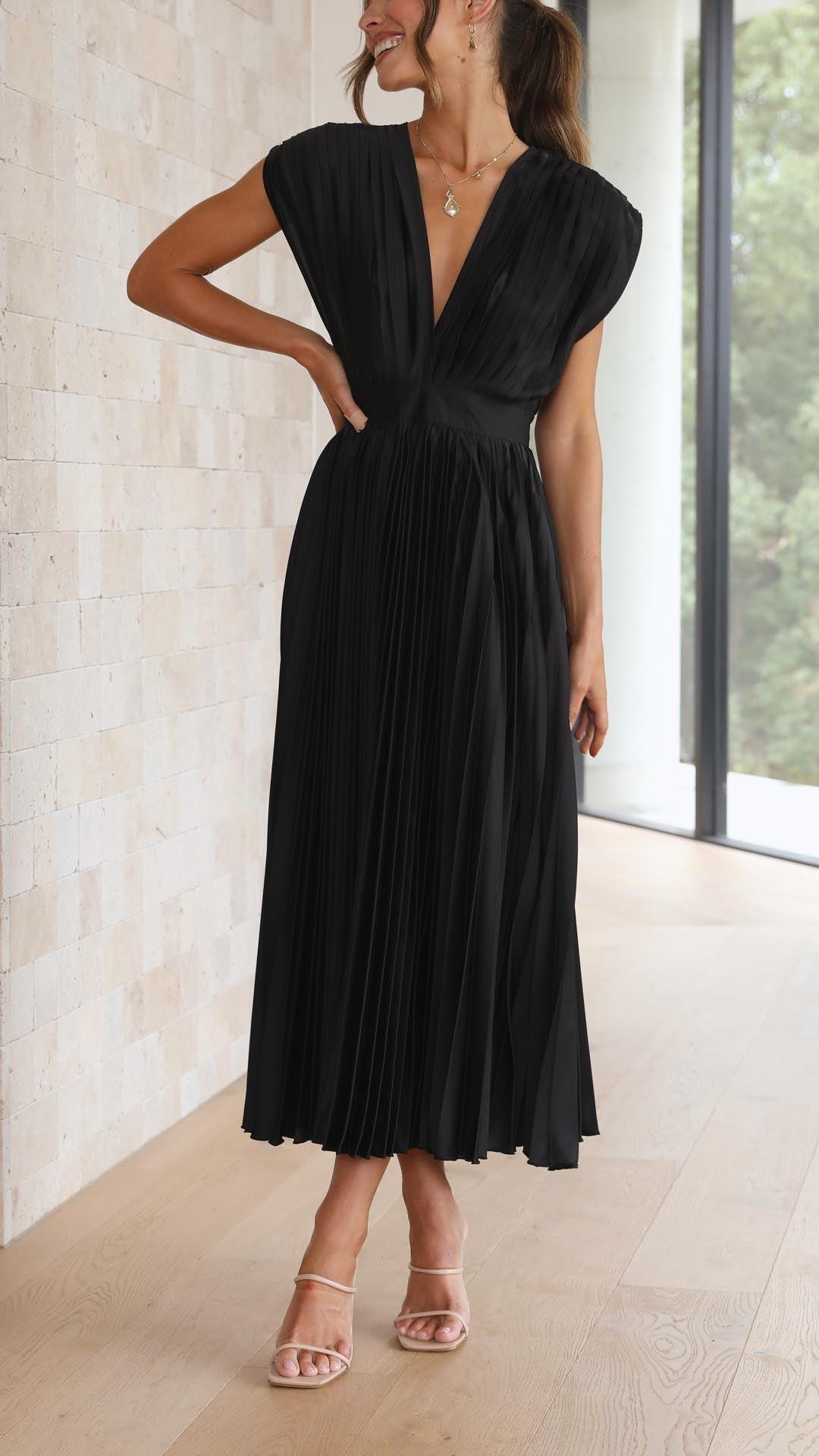 Alexis - Stilvolles Faltenkleid