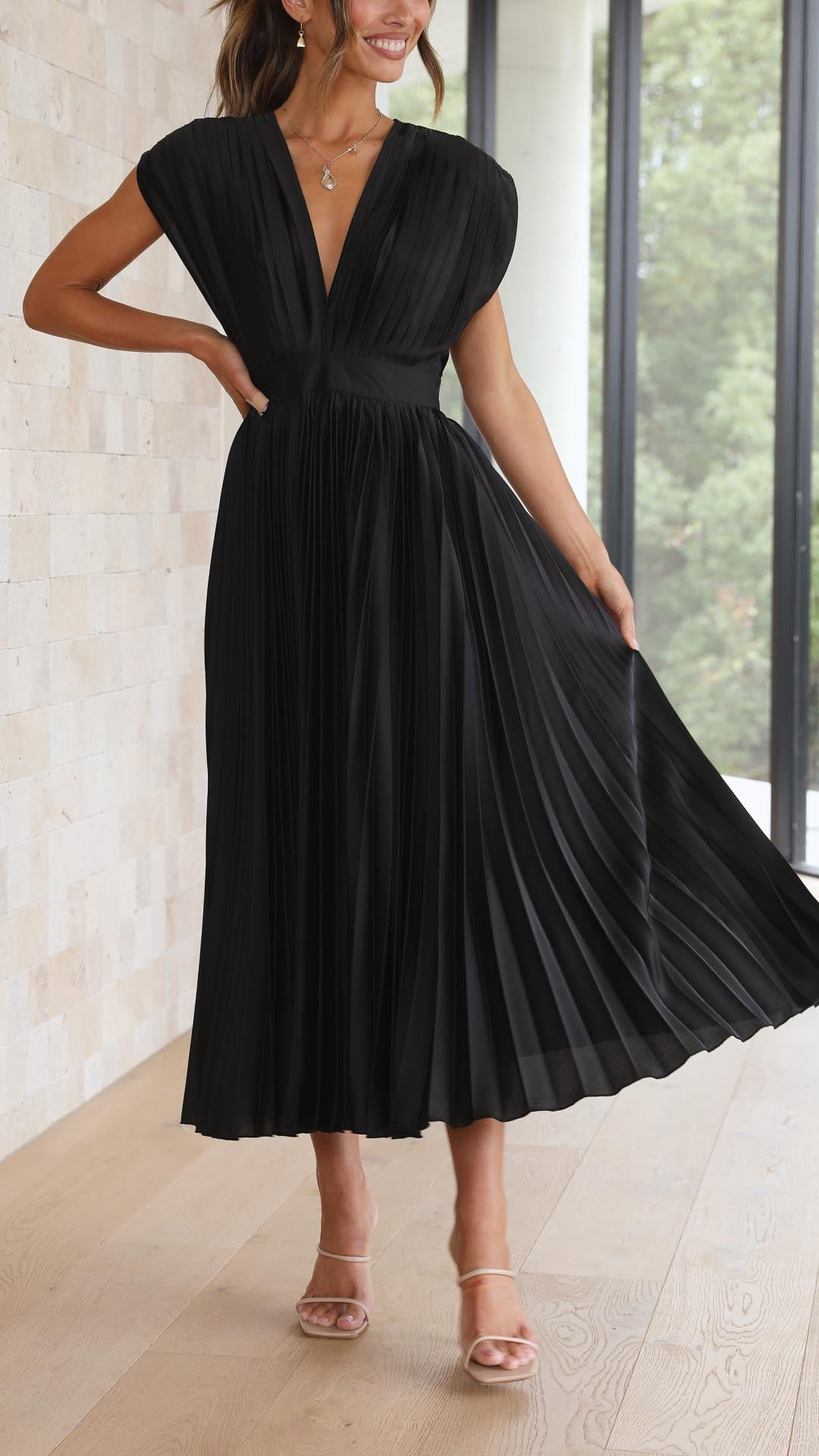 Alexis - Stilvolles Faltenkleid