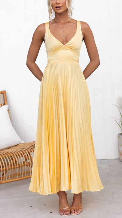Elegantes Plisseekleid in Sonnengelb – Ärmellos mit V-Ausschnitt & fließender Silhouette