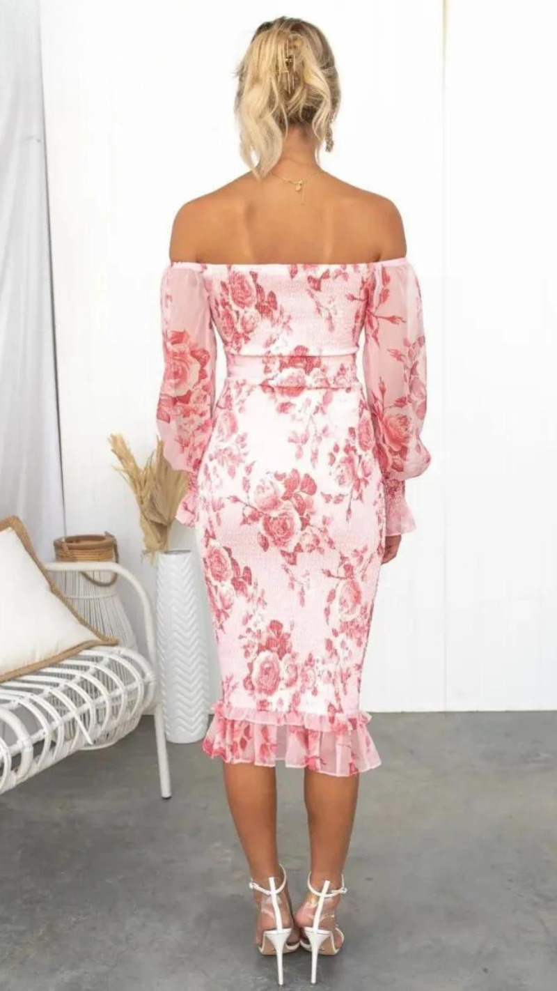 Romantisches Off-Shoulder Bodycon Kleid mit Blumenprint – Figurbetontes Midikleid in Rosa für Sommer & Events