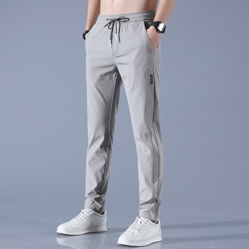Hevaro | Schnelltrocknende Herrenhose für Alltag Slim Fit