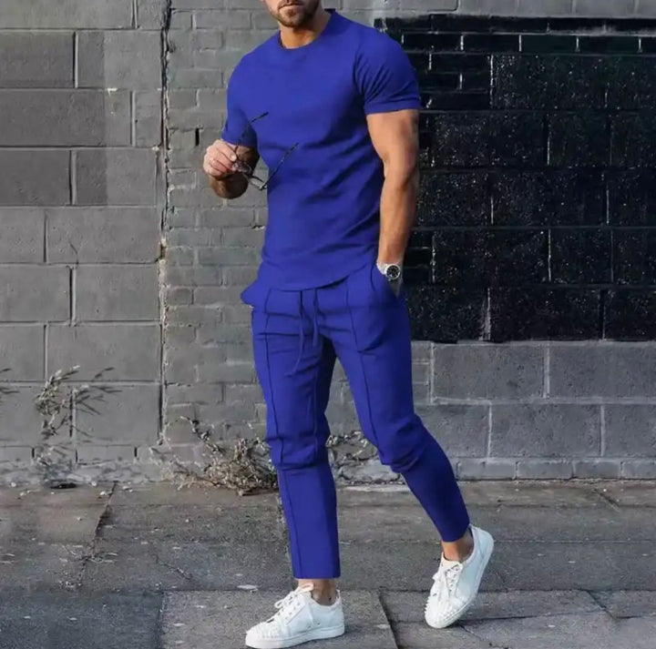 Herren-Freizeitset mit T-Shirt und Slim-Fit-Joggerhose