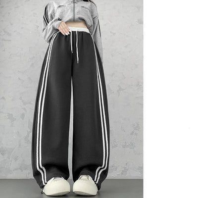 Tayra | Weit Geschnittene Jogginghose Mit Doppelseitigem Streifen