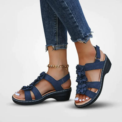 FLORESSA - ORTHOPÄDISCHE SANDALEN MIT BLUMENAKZENT