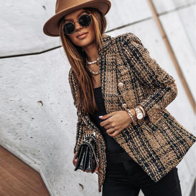 Bella | Eleganter Blazer mit taillierter Passform und Verschluss