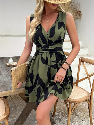 Pamela – Ärmelloses Kleid in lebendigem Design