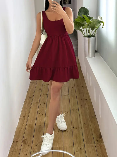 Emberlynn – Ärmelloses Stufen-Minikleid