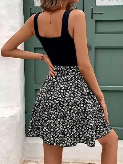 Romilda – Stilvolles Kleid mit eckigem Ausschnitt und Blumenmuster