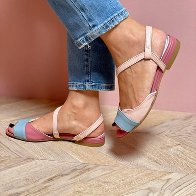 Roselina | Asymmetrische Rosa Sandalen im Farbblock-Design