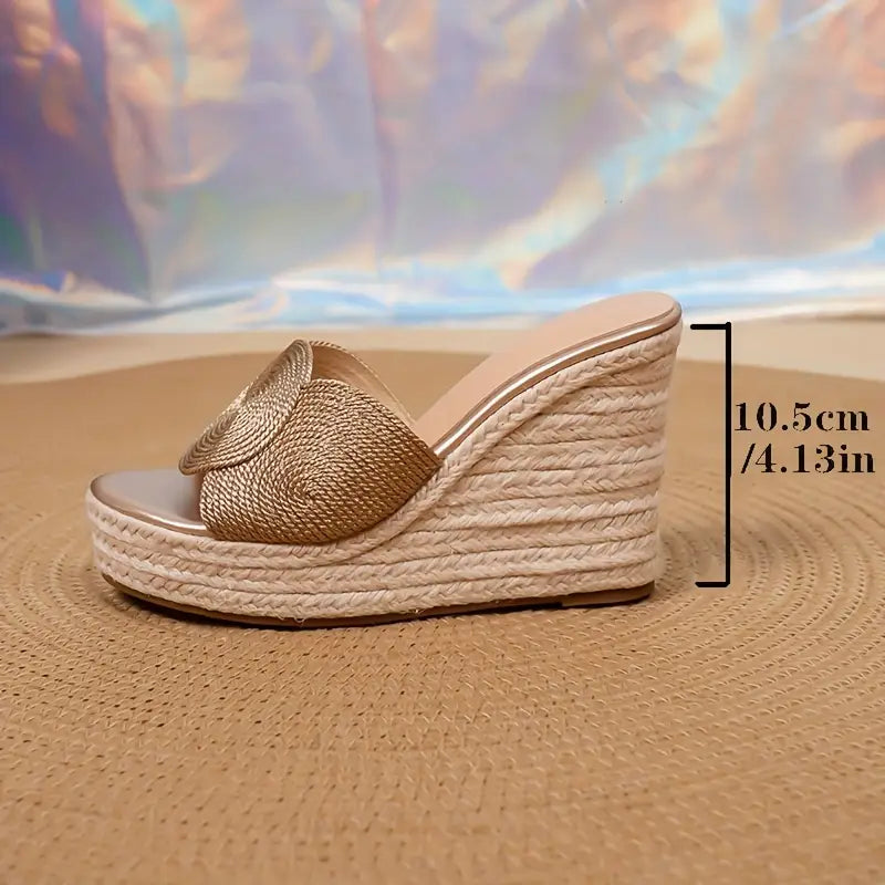 Helga – Stylische Keilsandalen mit Webmuster