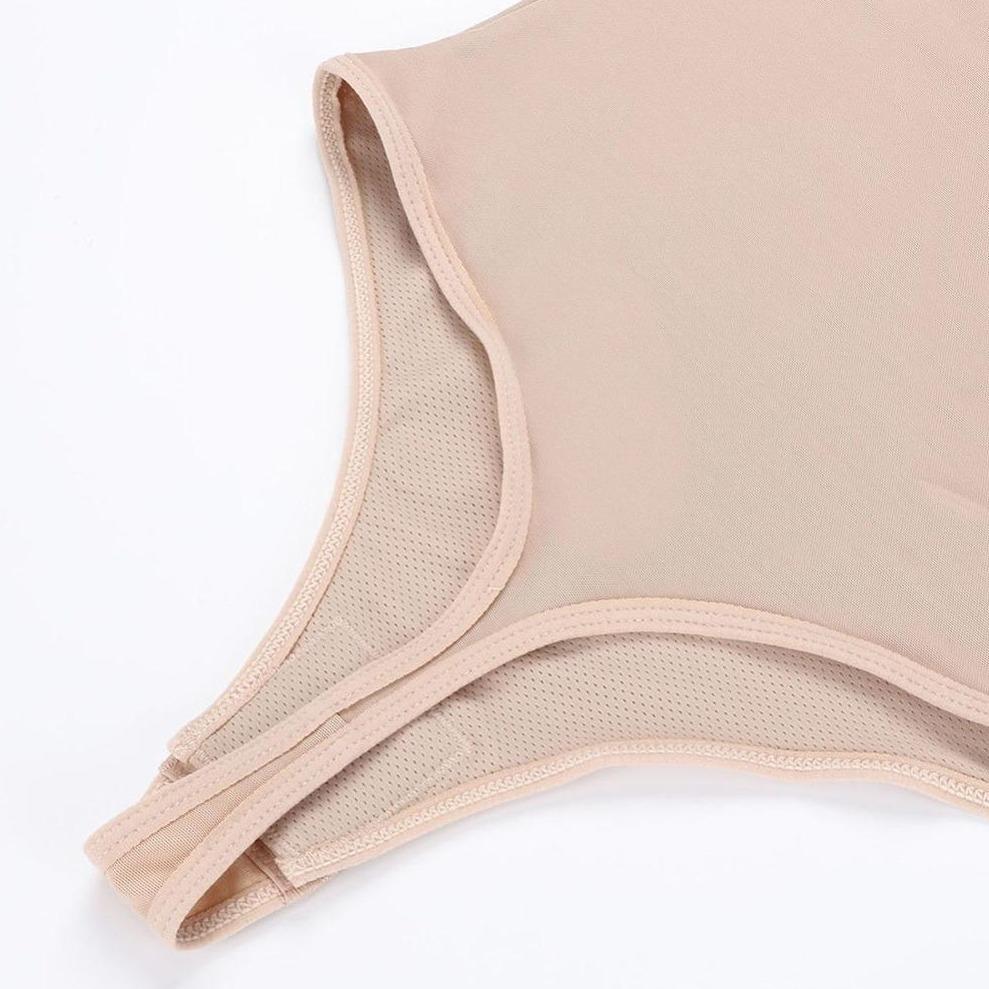 Shapewear-Body mit Brasilianische Höschen und einem V-Ausschnitt