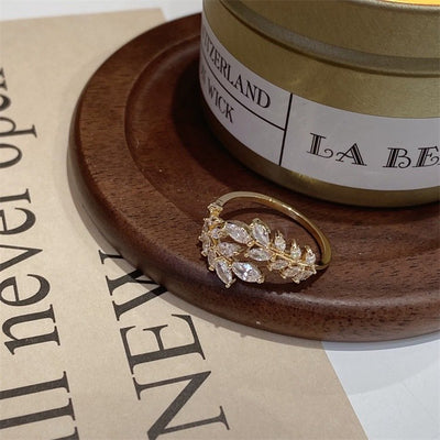 Vergoldeter Zirkonia Kranz Ring