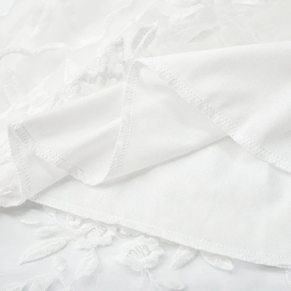 Bellona – Elegantes Minikleid aus Spitze