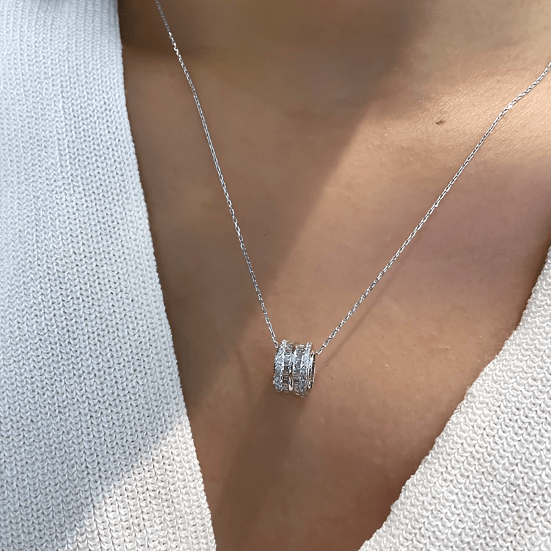 Elegante Geometrische Halskette – Funkelnder Zirkonia