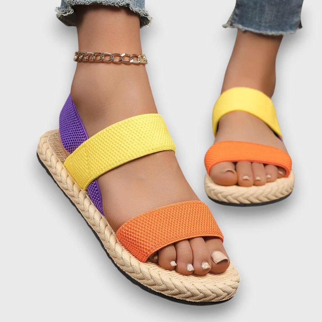 Yva – Farbspiel-Sandalen für den Alltag