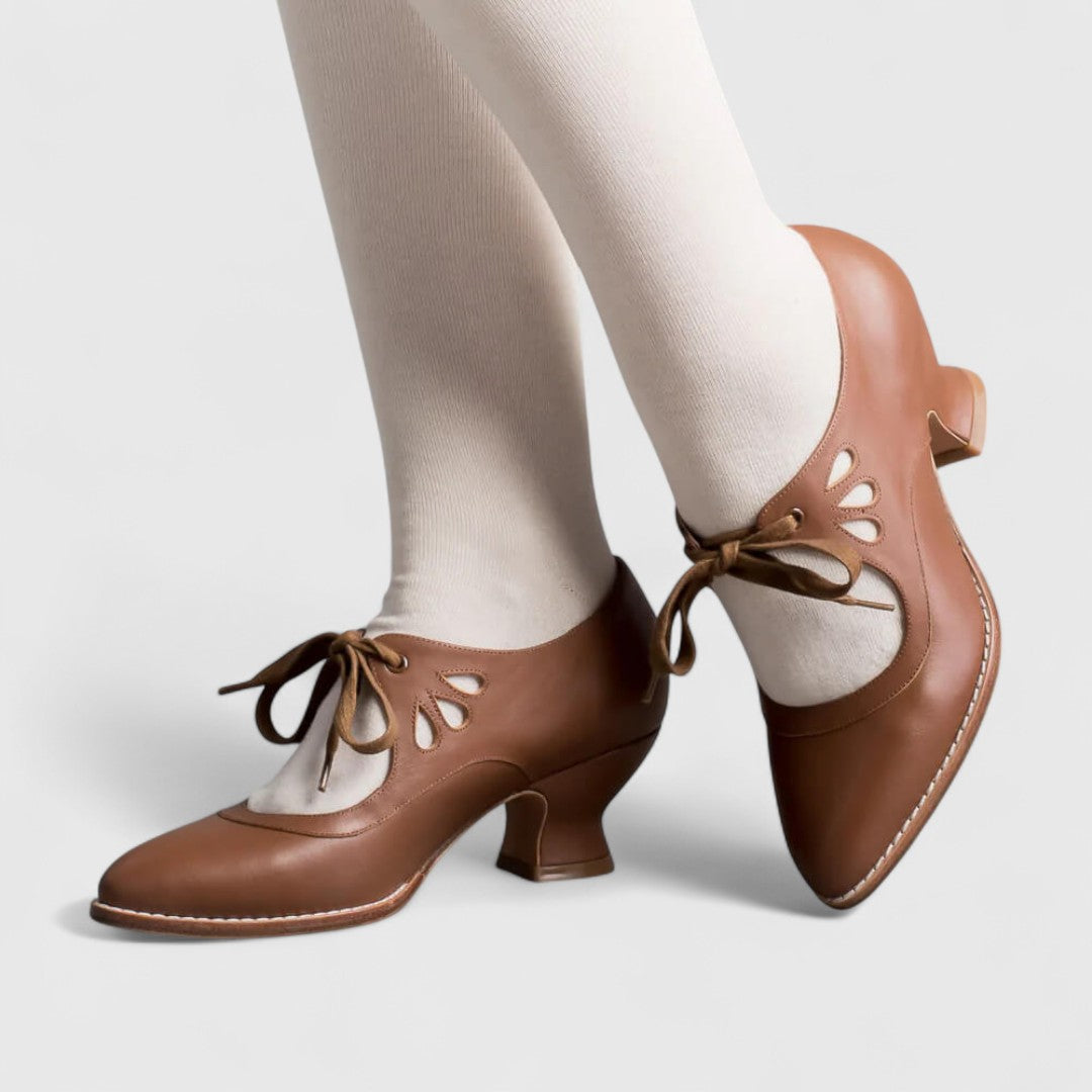 Leandra | Orthopädische Riemenschuhe