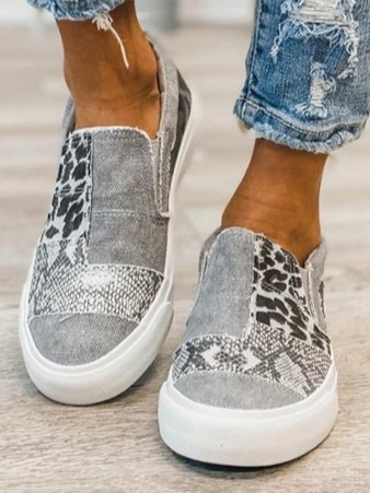 LIVIA TRENDIGE LOAFER