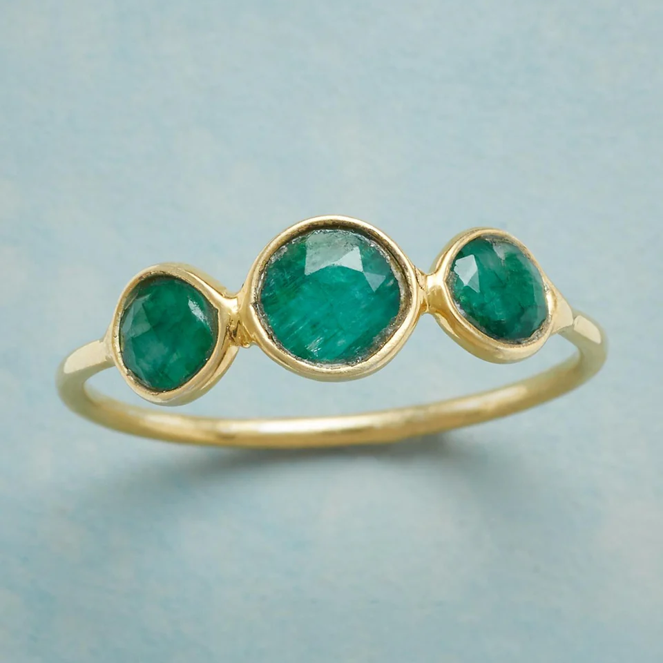 Goldgrüner Vintage-Ring