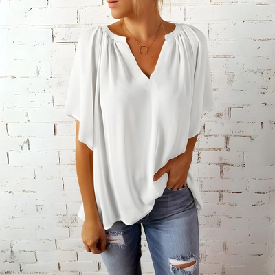 Andrea - Elegante Bluse mit V-Ausschnitt und kurzen Ärmeln - zeitloser Stil und Komfort