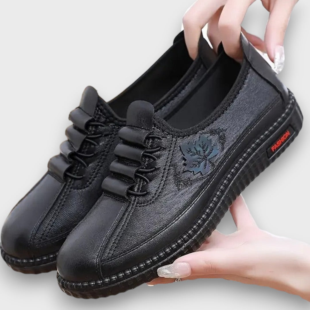 Ines – Orthopädische Lederschuhe | Premium Edition