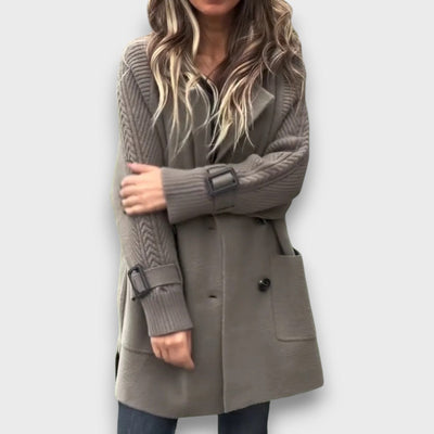 Mirela – Eleganter Strickmantel