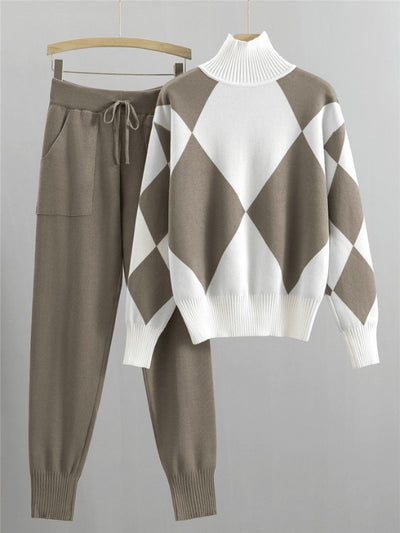 Lässiges Set aus Pullover und Hose für Frauen - Evelina