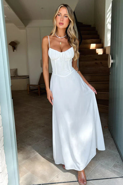 Ärmelloses Maxikleid mit Schnür-Detail – Elegant & Fließend