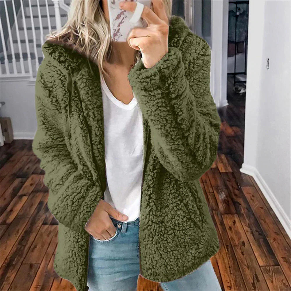 Modische Plüschjacke für Frauen - Serafina