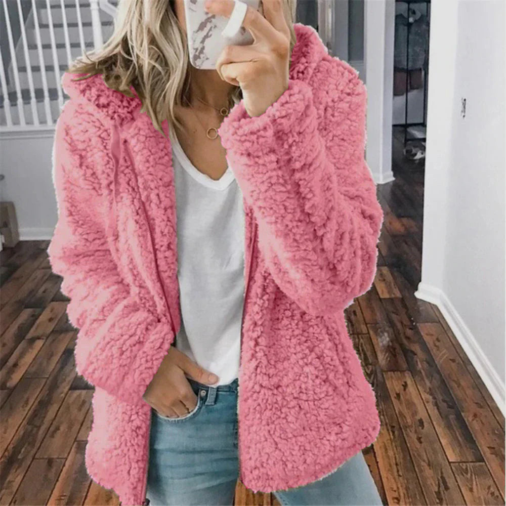 Modische Plüschjacke für Frauen - Serafina
