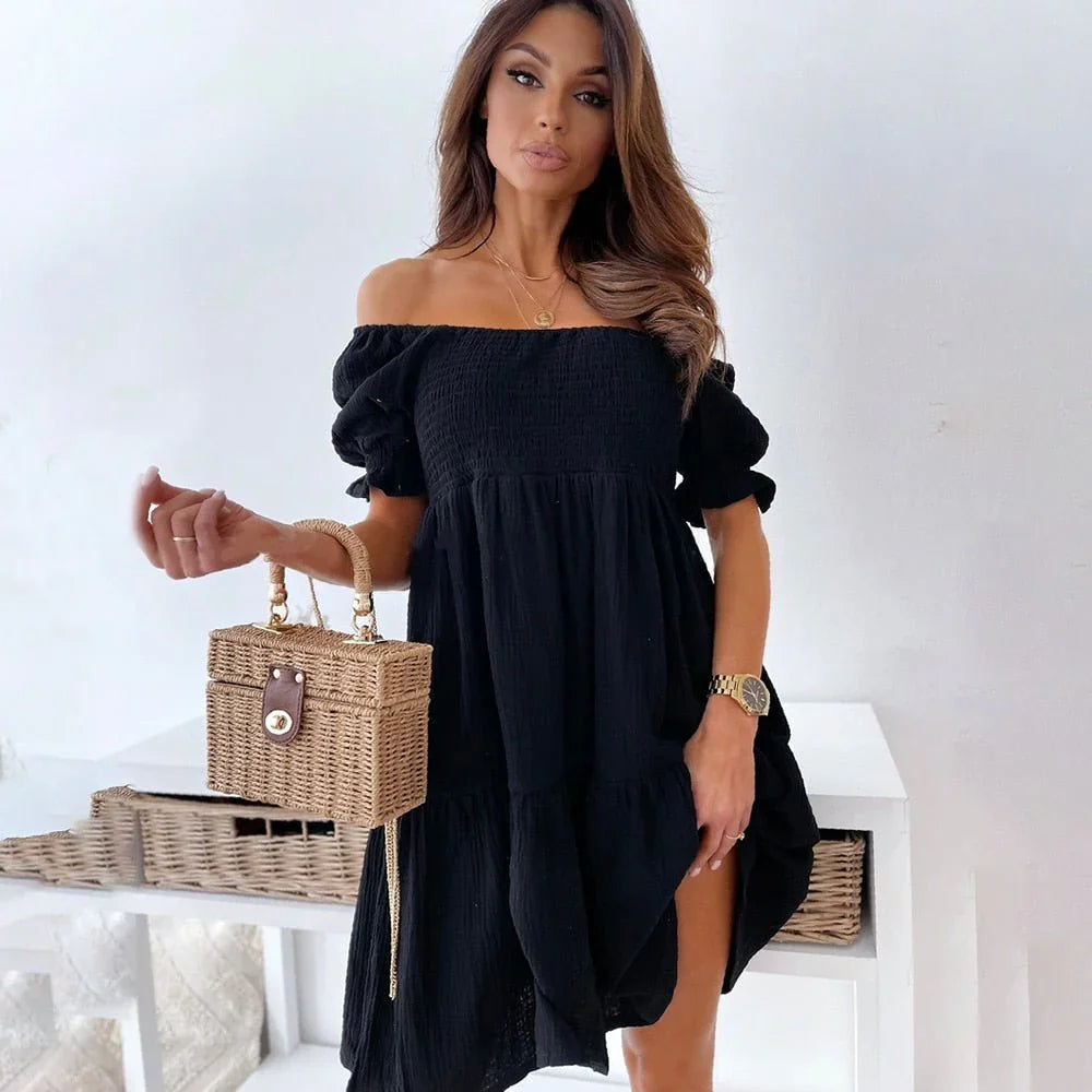Lorelaine – Off-Shoulder-Minikleid mit Rüschenärmeln und Smokarbeit