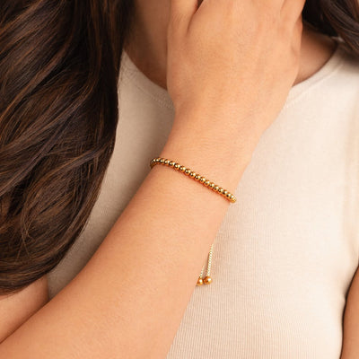 Nila – Vergoldetes Armband mit Perlen