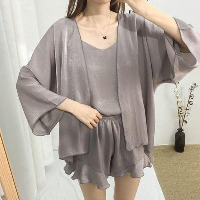 Damenpyjama aus Satin mit cardigan