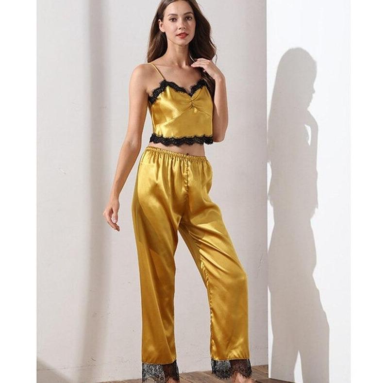 Damenpyjama aus Satin mit Spitzendetails aus einem ärmellosen Top und einer langen Hose
