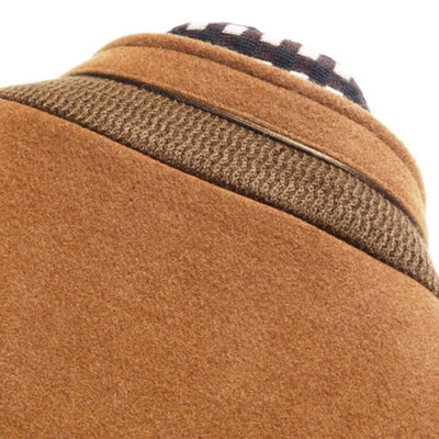 Herrenmantel mit Reverskragen und mehreren Taschen