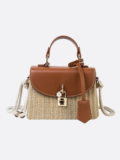 Livia | Kleine Damen-Strohtasche mit schwarzer Kunstleder-Klappe, Henkel & abnehmbarem Schultergurt – Crossbody- & Handtasche für Sommer