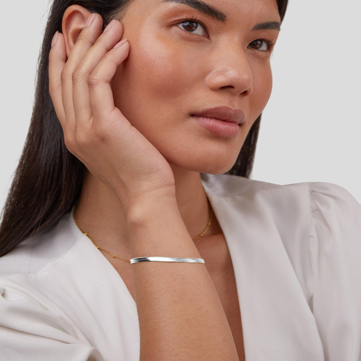 Sarya – Silbernes Schlangenketten-Armband