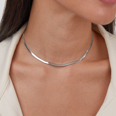 Sarya – Silberne Schlangenkette