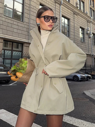 Noela | Taillierter Trenchcoat Mit Stehkragen