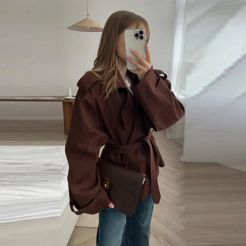 Yalin | Kurzer Trenchcoat Mit Gürtel