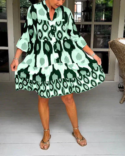 STILVOLLES PLISSEE KLEID