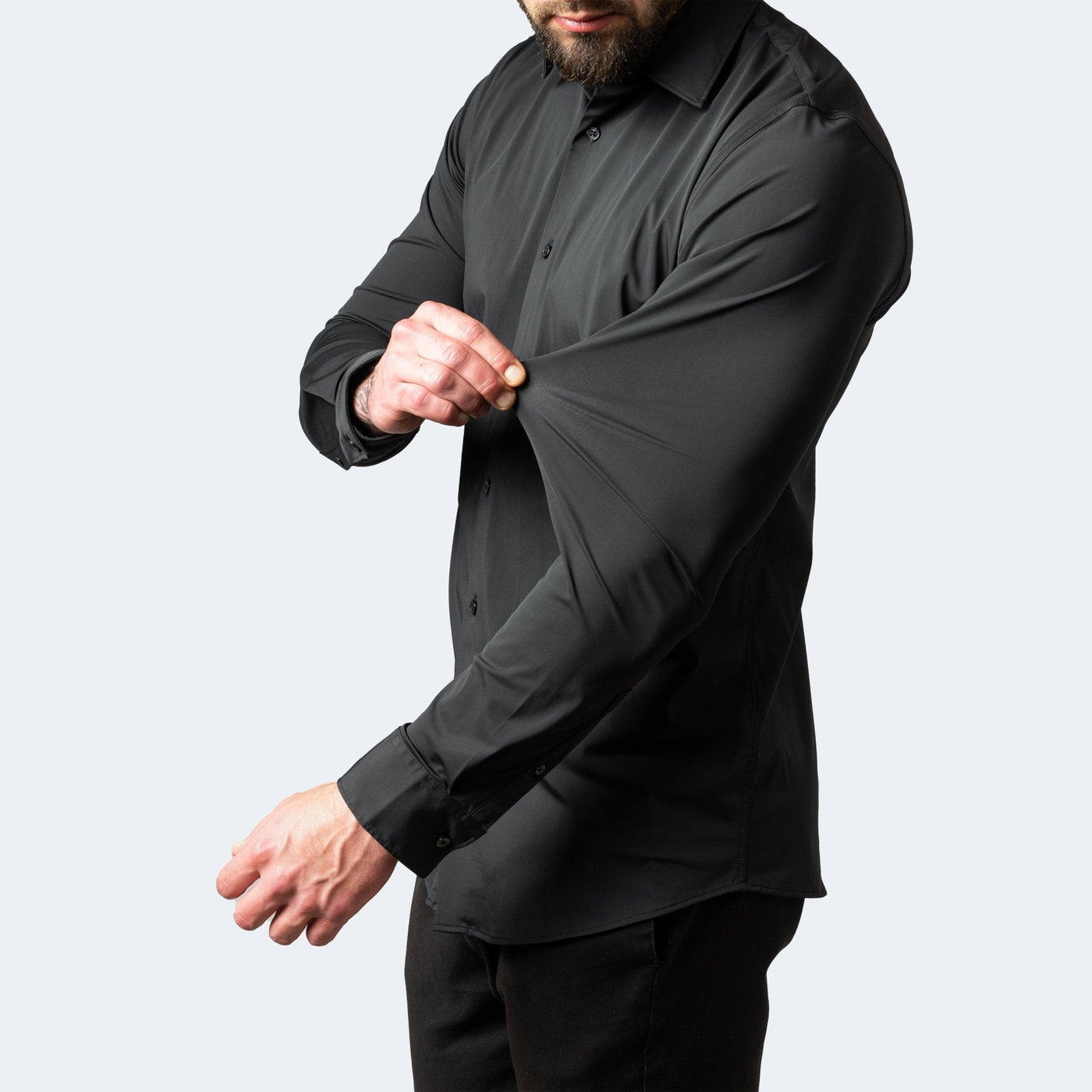 Kurzes Damenkleid mit V-Ausschnitt – Ideal für Sommer & Events