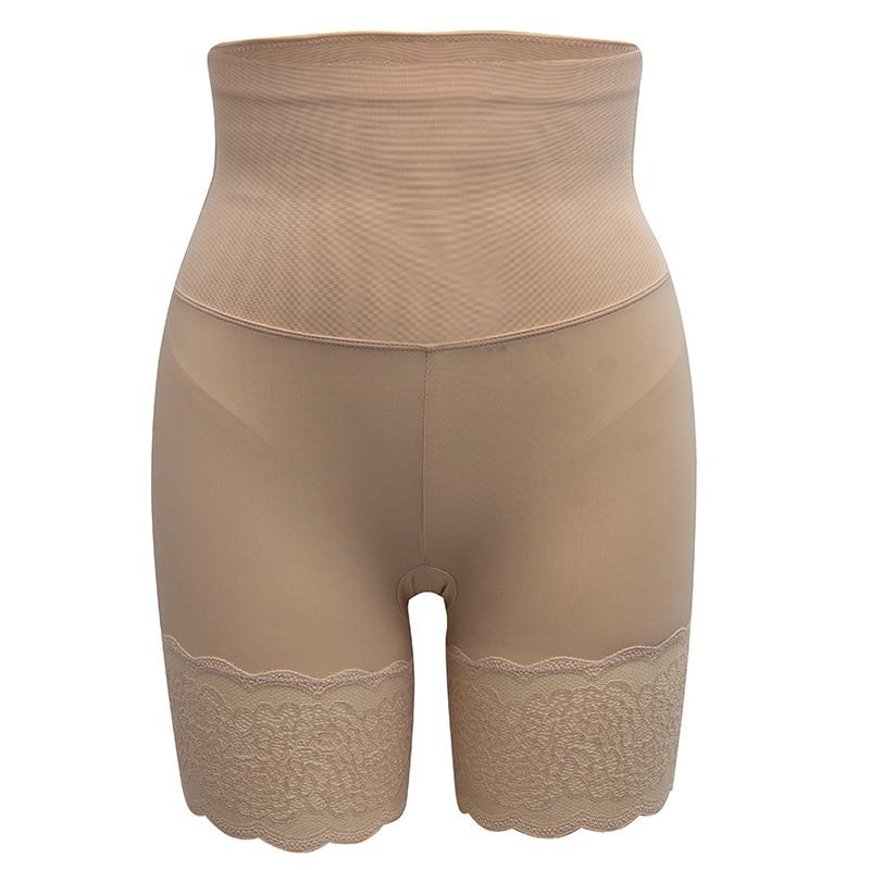 Shapewear-Shorts mit Spitzenbesatz an den Beinen