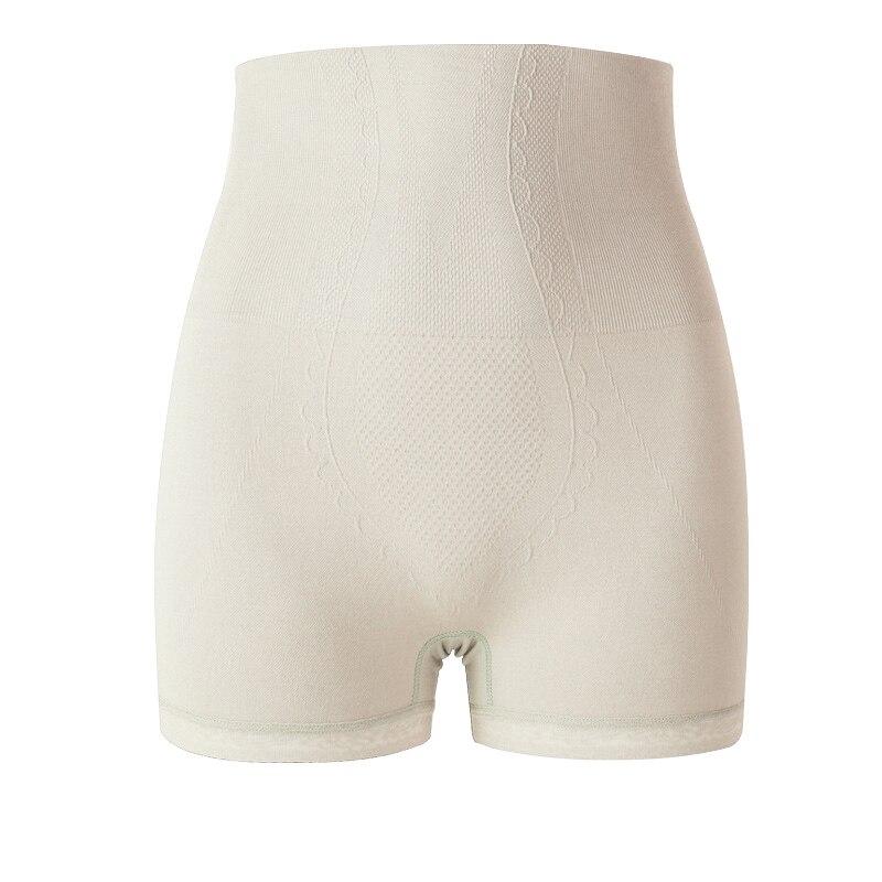 Shapewear-Shorts mit dekorativer Prägung