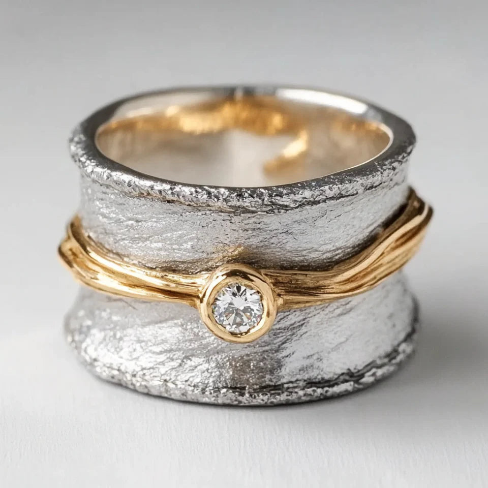 Dicker dünner vergoldeter Ring mit Vintage-Kristallen